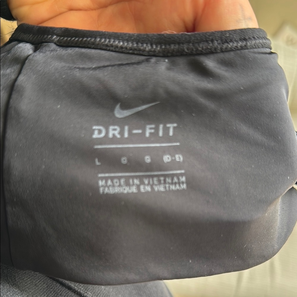 Nike Black Sports Bra with Racerback Design - Picture 3 of 3